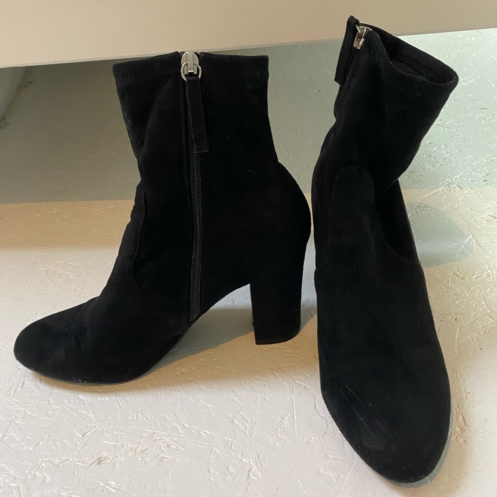 Steve Madden Black Suede Heeled Ankle Boots